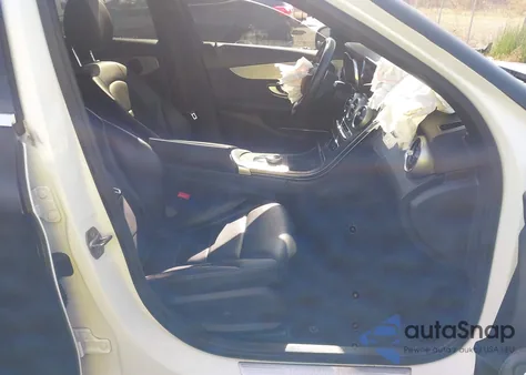 2020 Mercedes-Benz C 300 from USA, damaged, VIN 55SWF8DBXLU323768